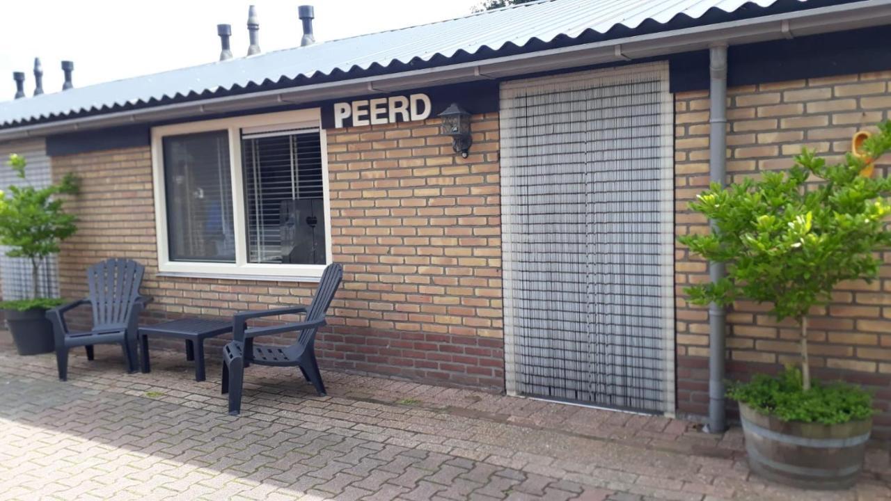 Stal Zwartschaap Apartamento Stuifzand Exterior foto
