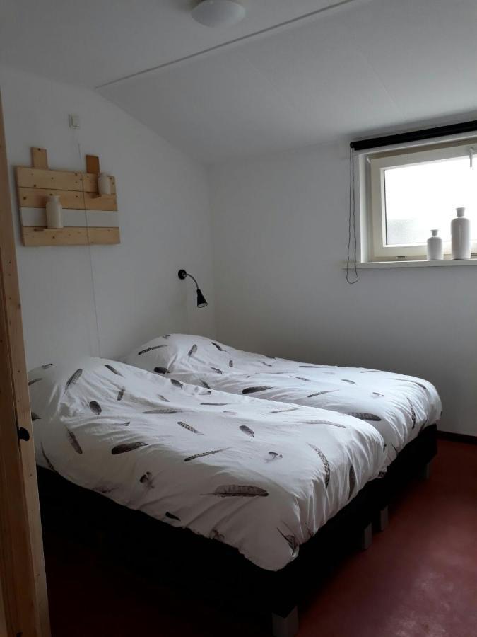 Stal Zwartschaap Apartamento Stuifzand Exterior foto
